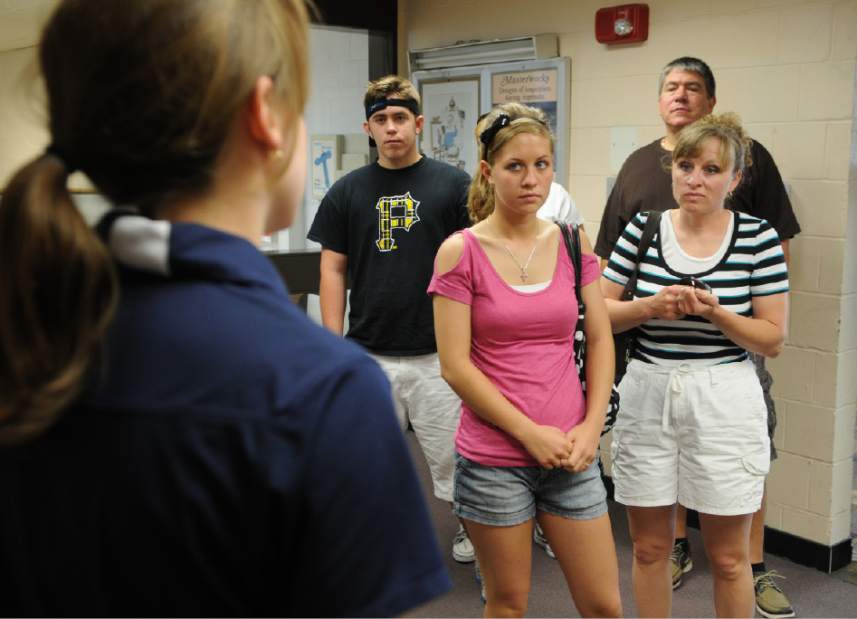 PTRLIVCOLLEGETRIP1061912