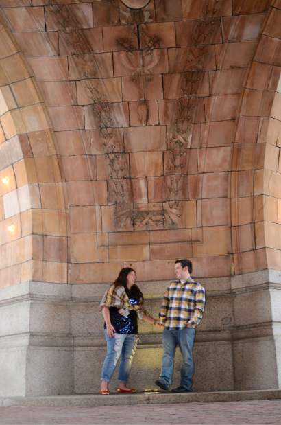 PTRLIVGROOMAIREMATT050115