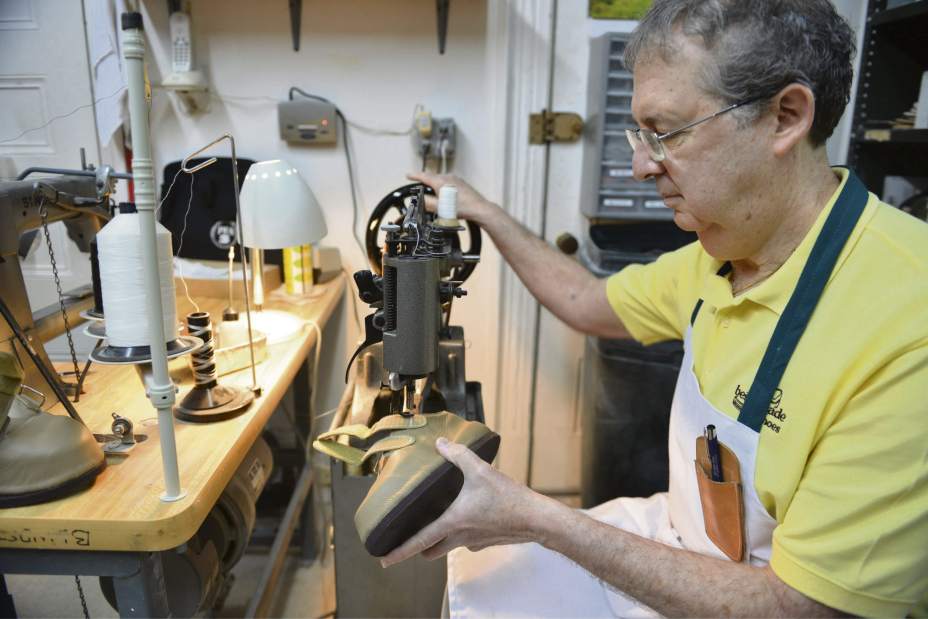 PTRLIVLOCALSHOES6032016