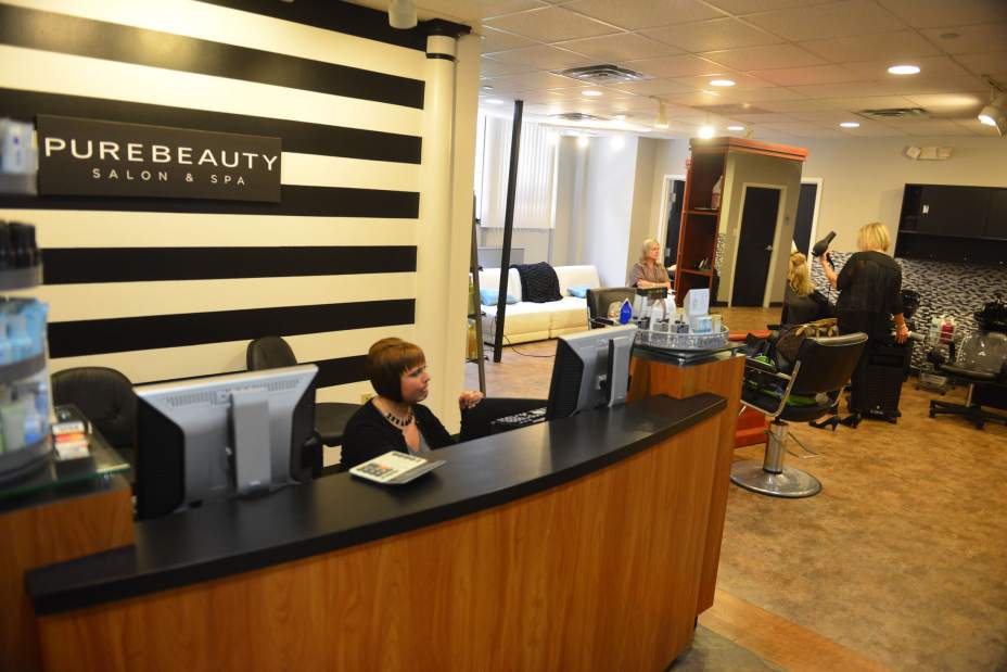 PTRLIVMACYSALON4092315