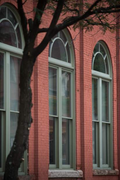 PTRLIVMARKETHOUSE2082915