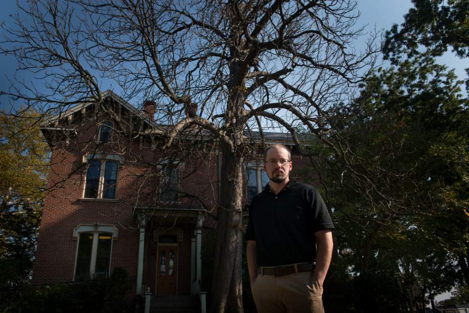 Slide 
													
													1