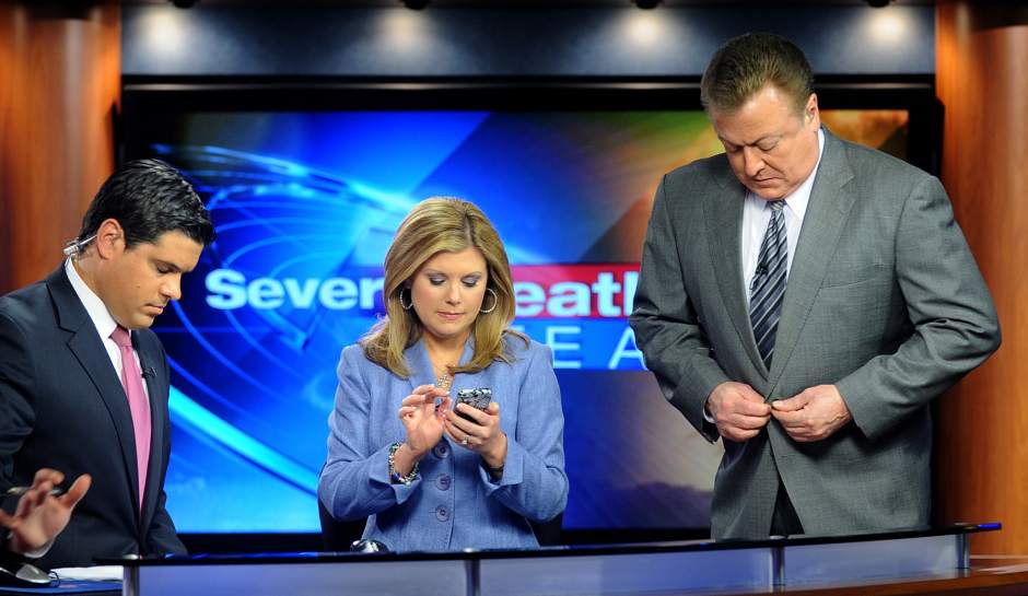 PTRLIVWAKEUP40616131