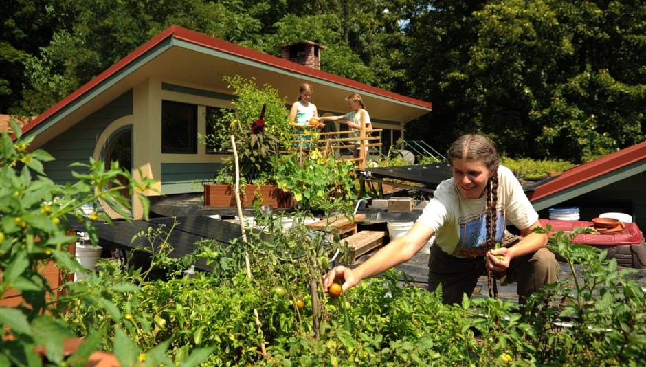 Slide 
													
													1