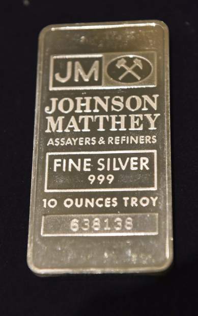 PTRSILVER02111515