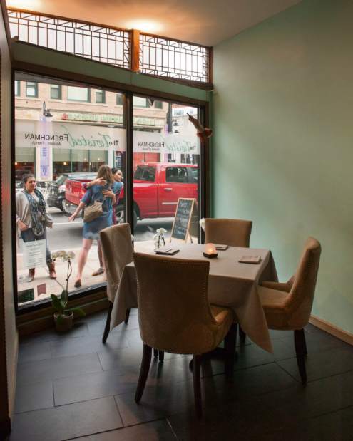 PTRTKDINING4033116 PTRTKDINING4033116