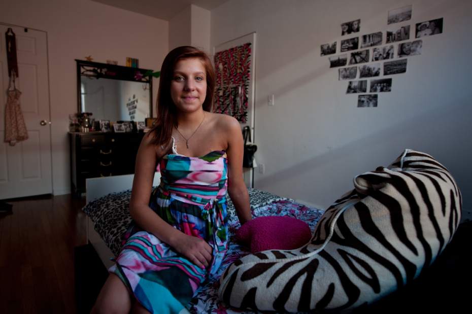 Slide 
													
													3