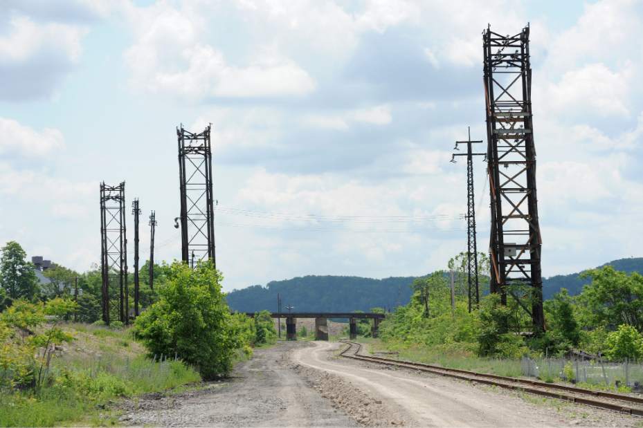 Slide 
													
													1