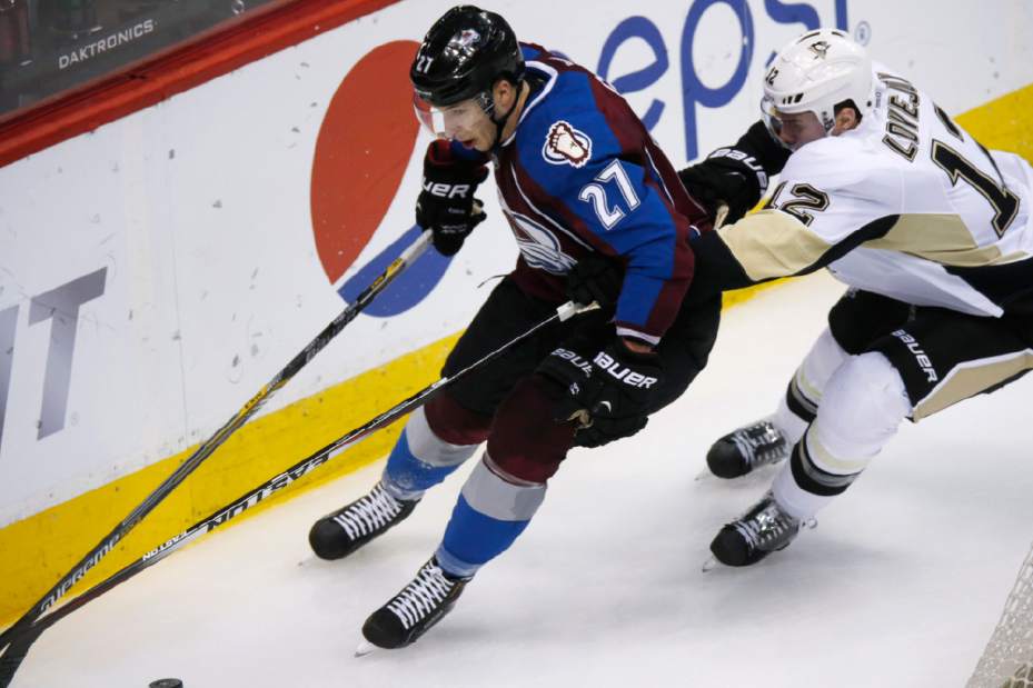 PenguinsAvalancheHockeyJPEG0ca7b
