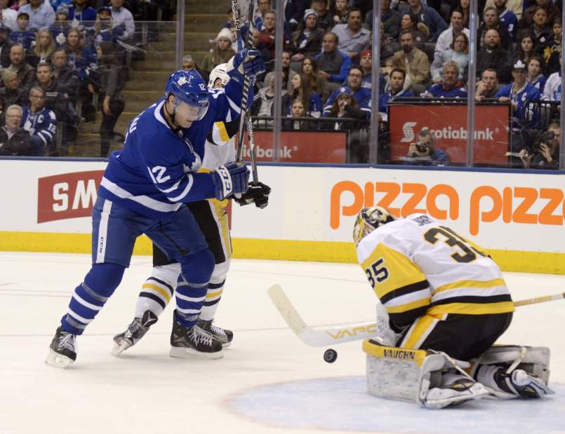PenguinsMapleLeafsHockey45301jpg70af6