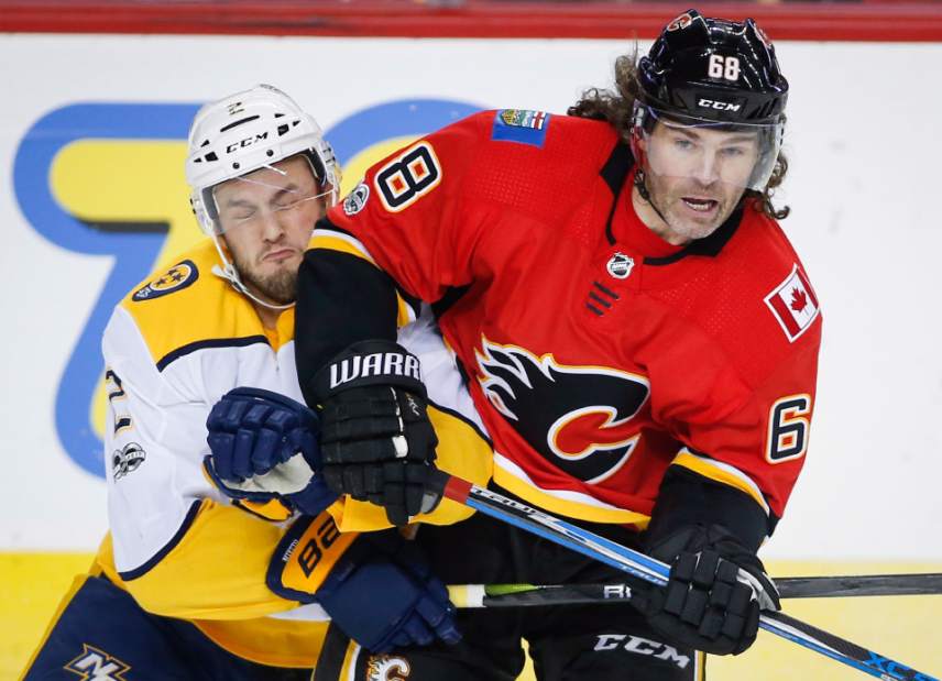 PredatorsFlamesHockey40740jpg07996