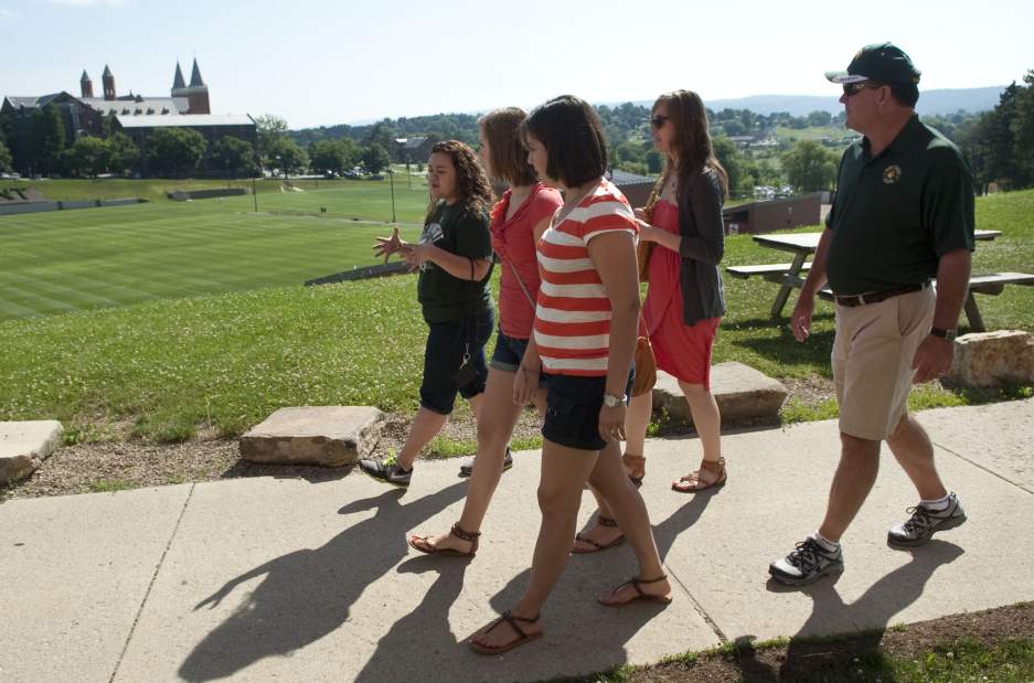 PtrLIVcollegetrip5061912