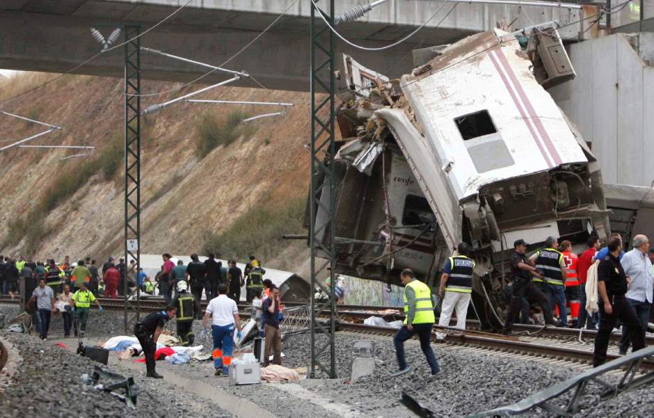 SpainTrainDerailmentJPEG00085