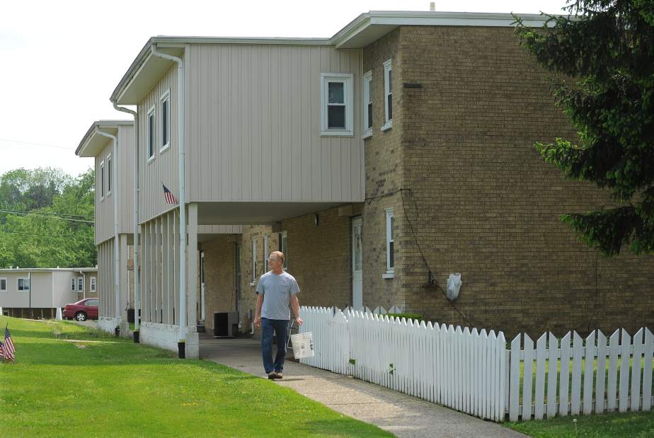 Slide 
													
													1