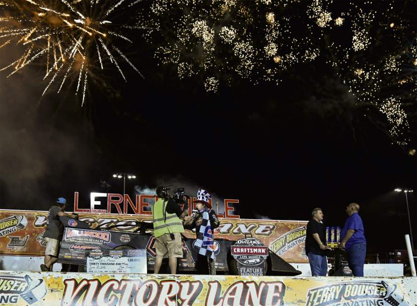 VNDFirecracker04062418