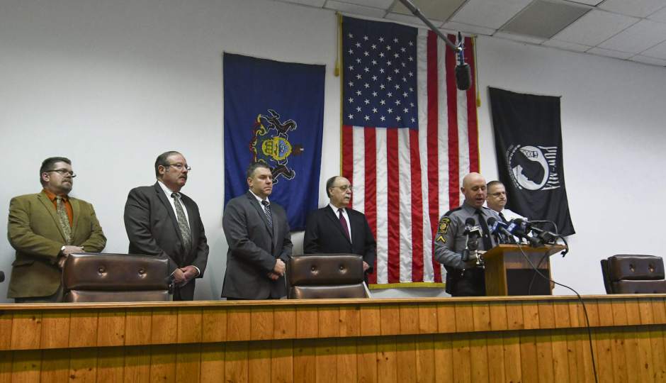 VNDHoltPresser4112117