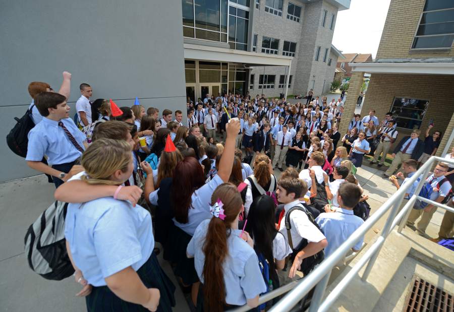 VNDLIVstjoseph9090615