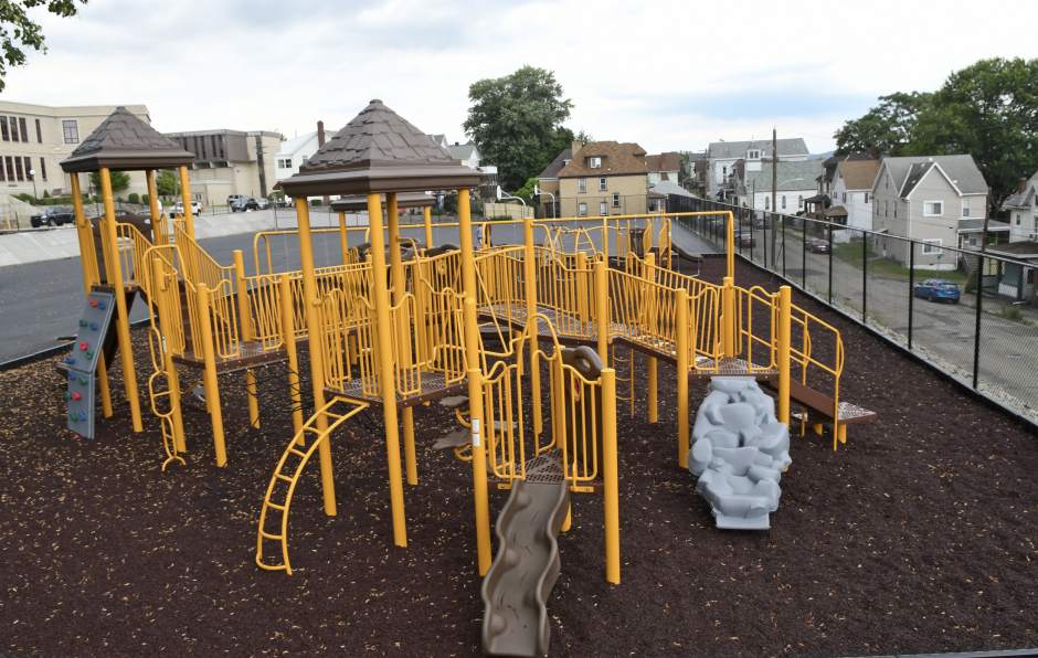 Slide 
													
													4