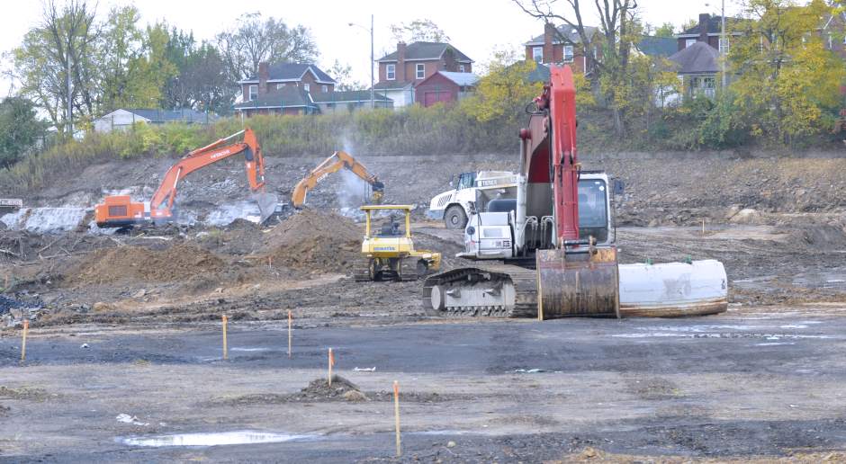 Slide 
													
													1