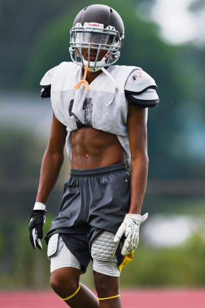 gtrGSfootball08201705