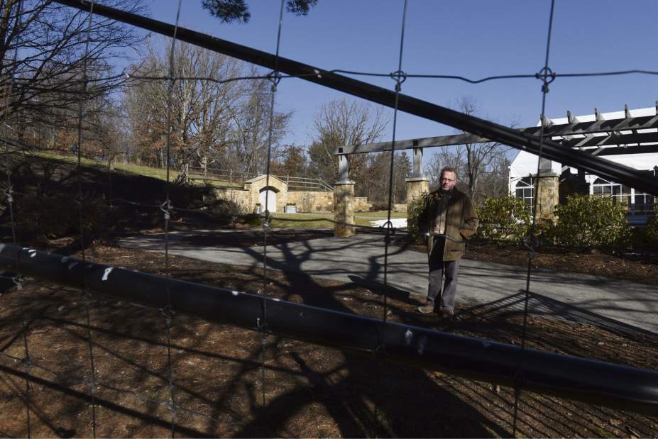 gtrLIV535deergarden1020918