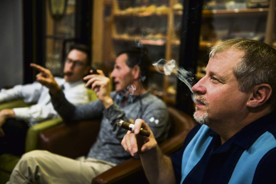 gtrLIVcigarbars04052017