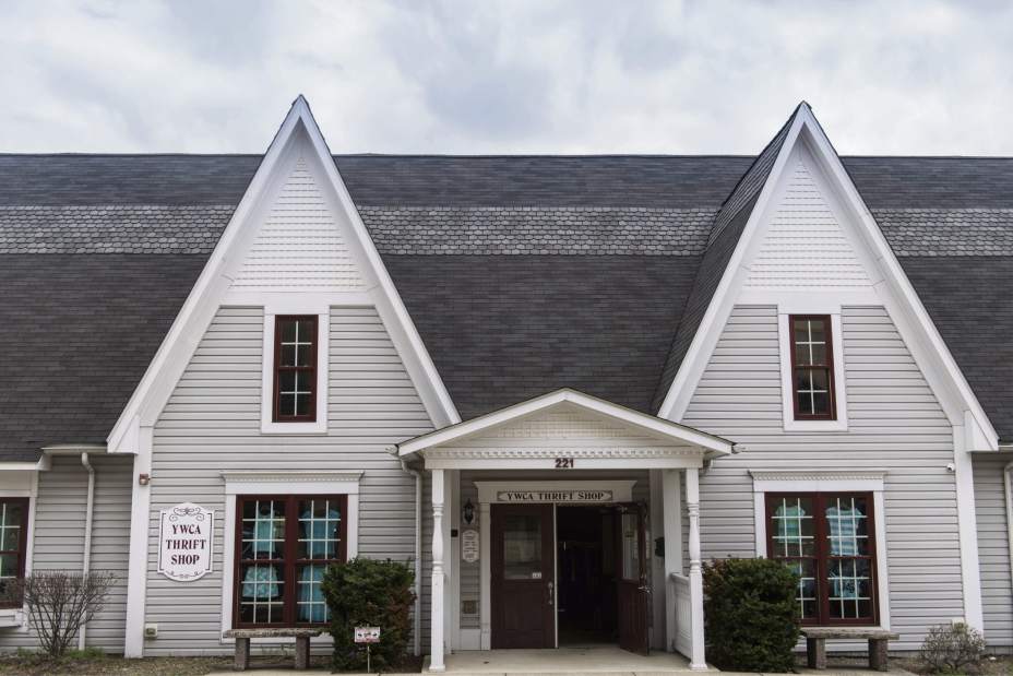 gtrLIVconsignment05042217