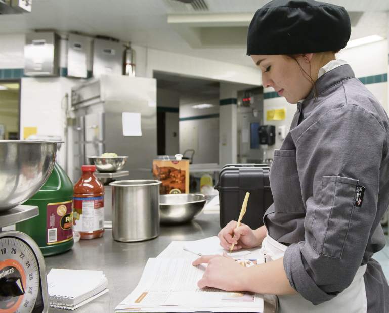 gtrLIVcookschools4021517