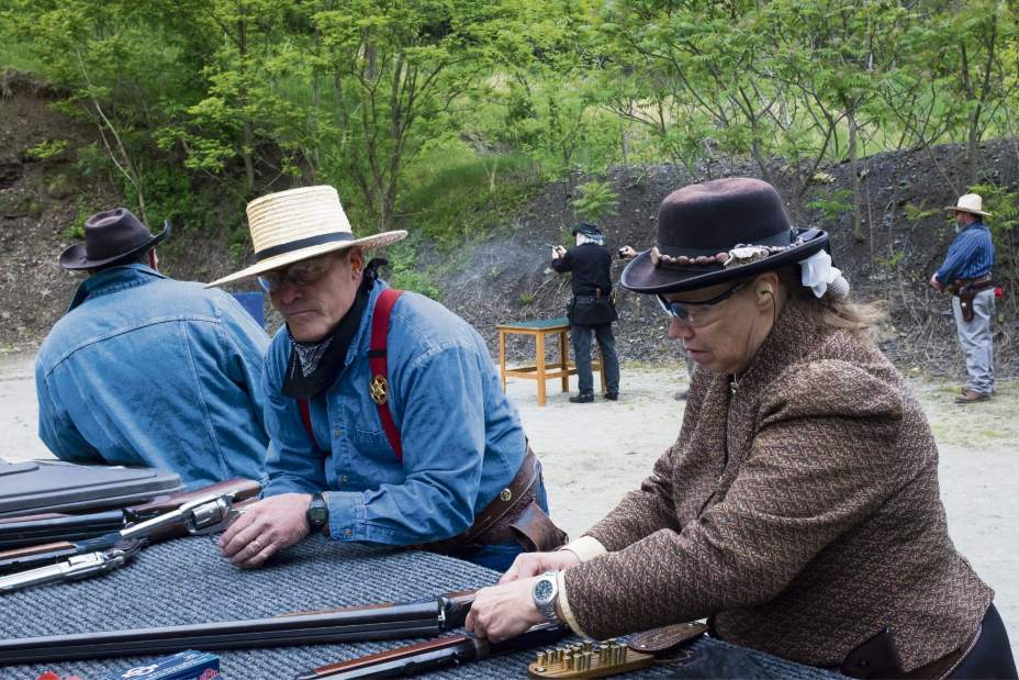 gtrLIVcowboyshooting0521174