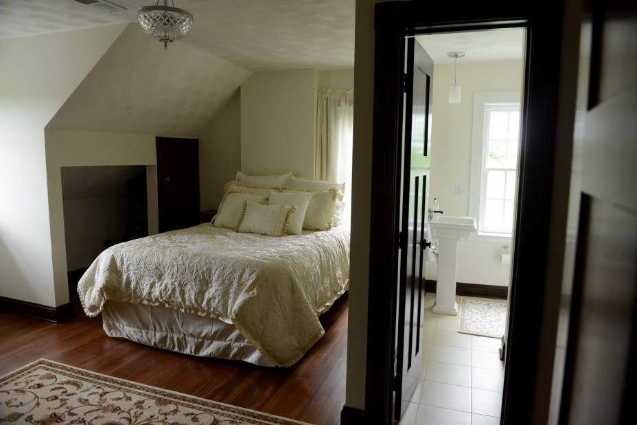 gtrLIVgbgtourslig3062015