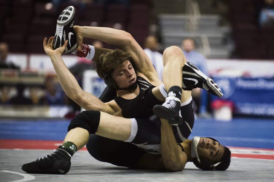gtrPIAAwrestling1191031118