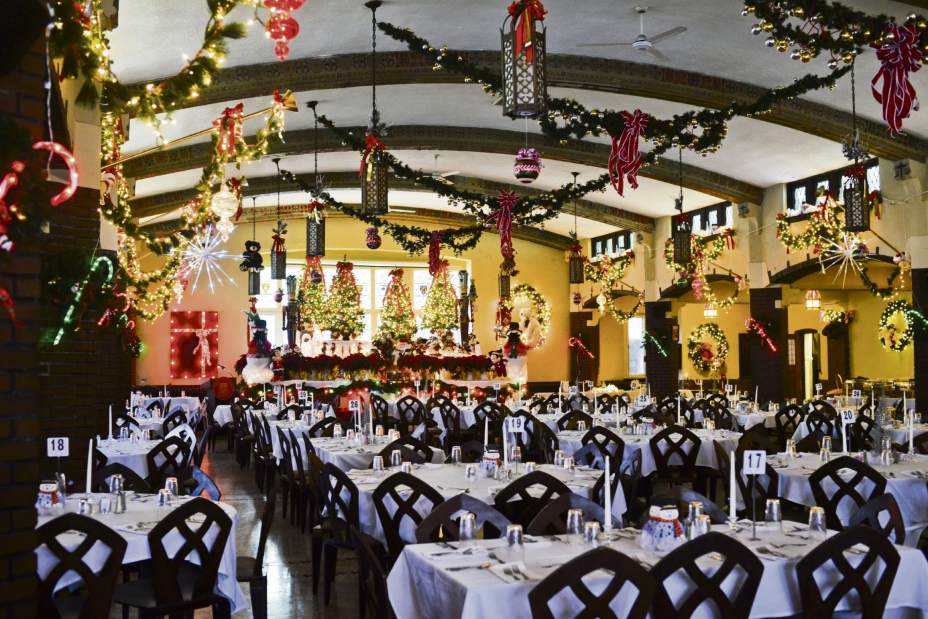 gtrSHUdining12151601