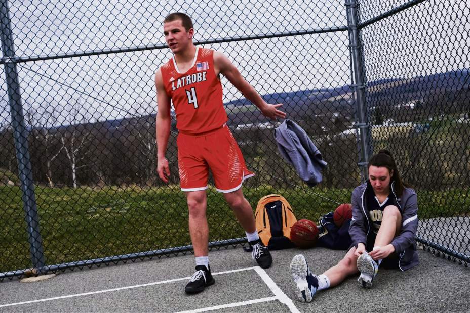 gtrbball04021701