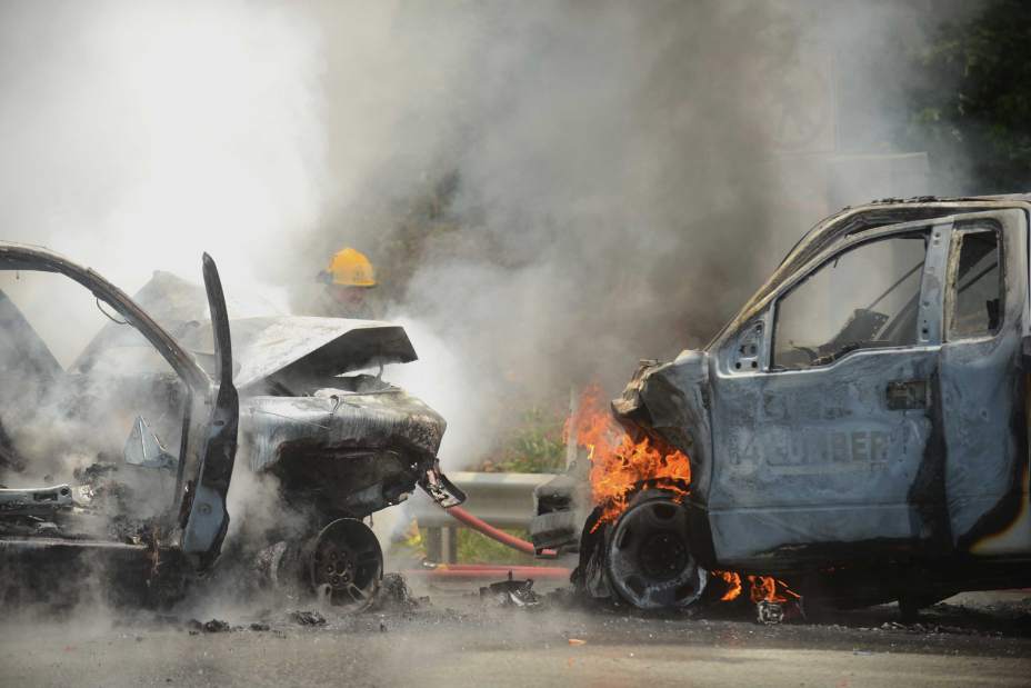 gtrfireycrash1062315