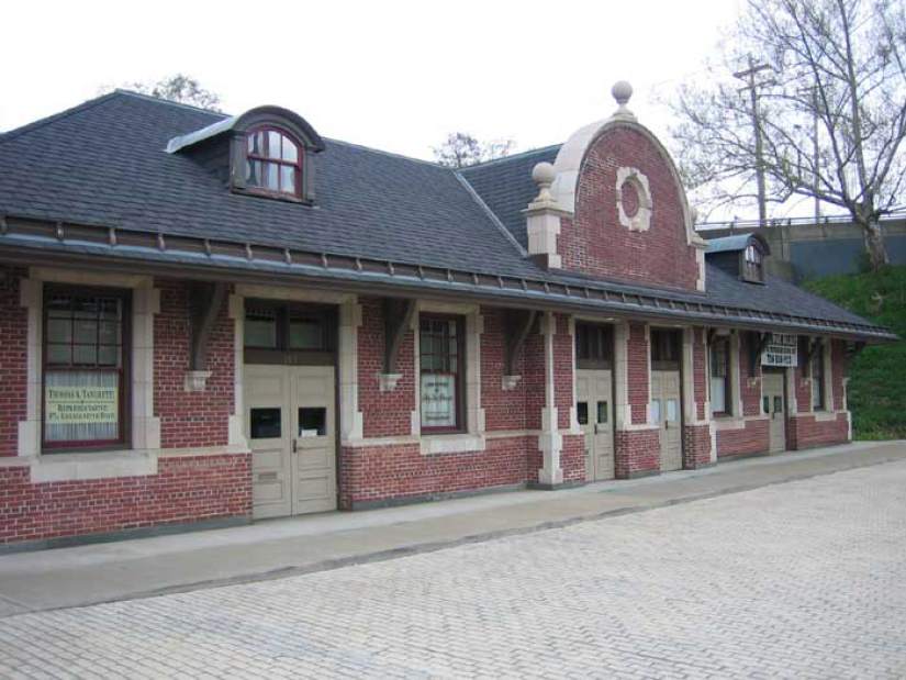 Slide 
													
													7