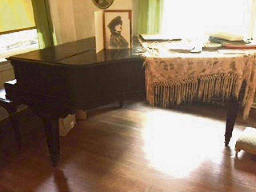 gtrlivarthouse3122917