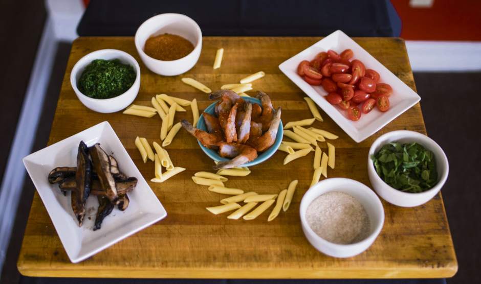 gtrlivcookingclasslegends2NU041917