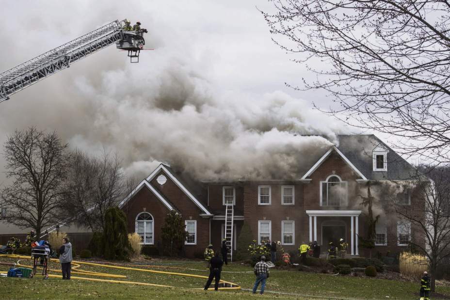 gtrmurryfire002030718