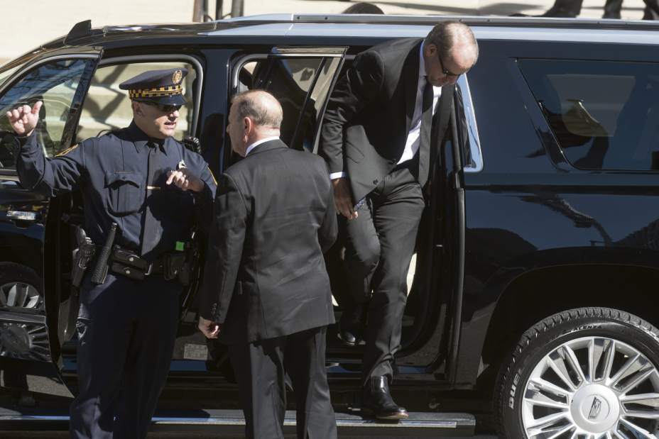 gtrrooneyweb15041917