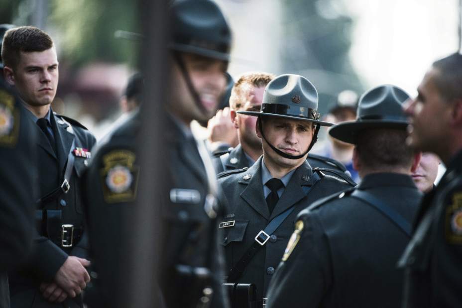 gtrtrooperfuneral4071817