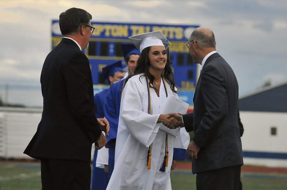 hjgraduation13061517