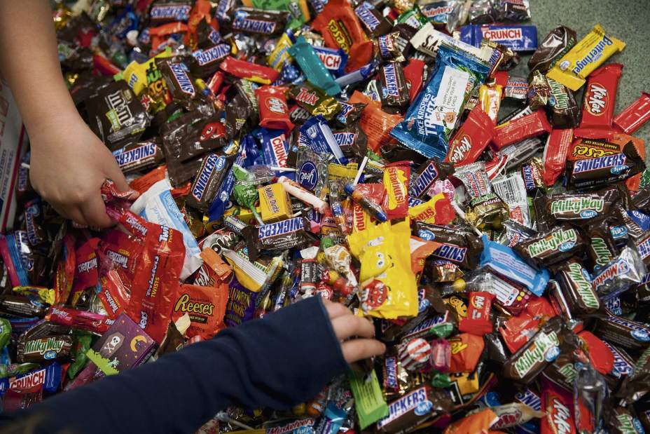 mjlocandypacking4111016