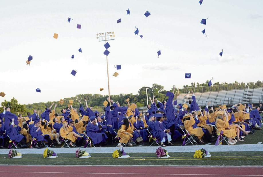 palloplumgrad18060817