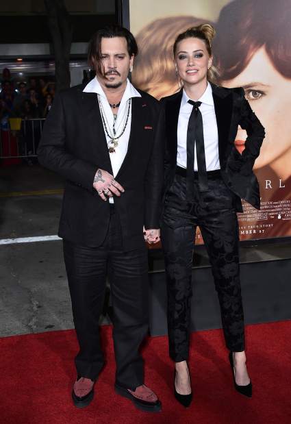 prlivJohnnyDeppAmberHeard120815