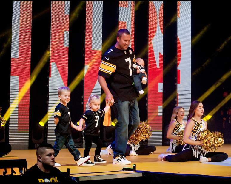 ptrFFsteelers08101016 ptrFFsteelers08101016