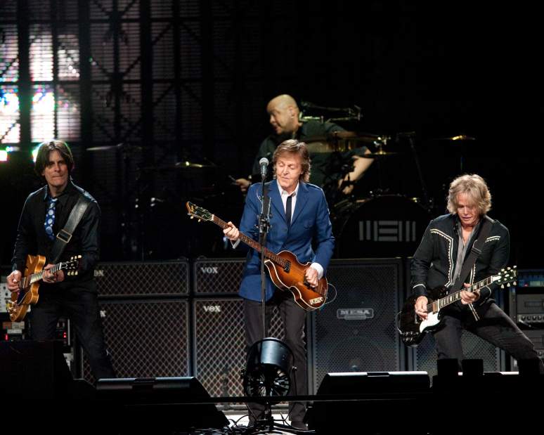 ptrLIVWEBpaulreview1070814