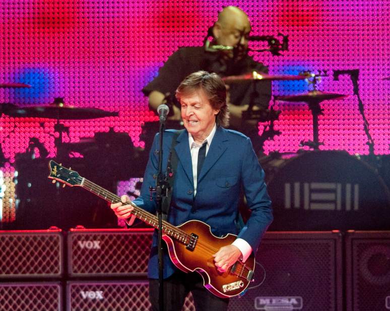 ptrLIVWEBpaulreview7070814