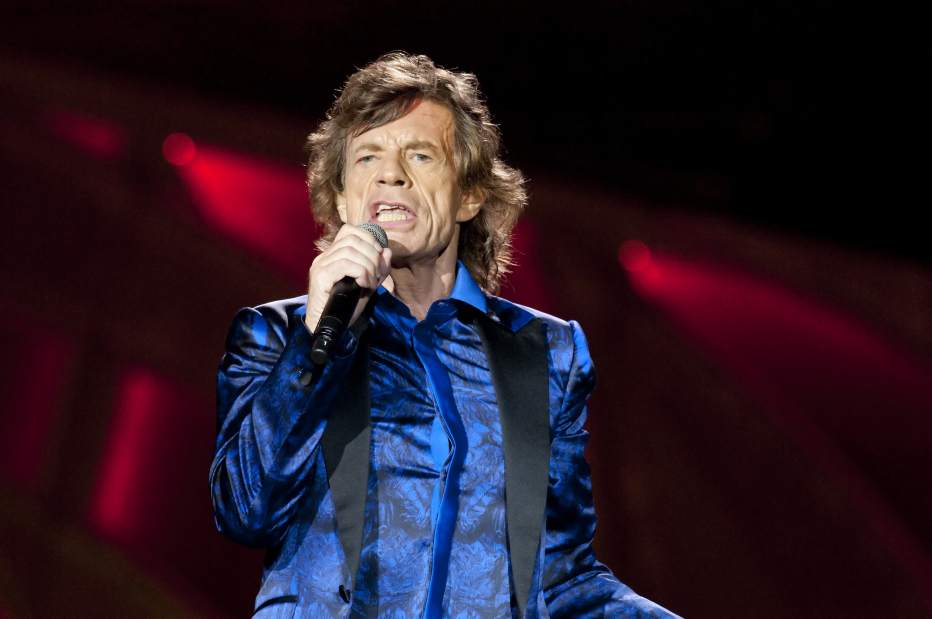 ptrLIVWEBstonesreview02062115