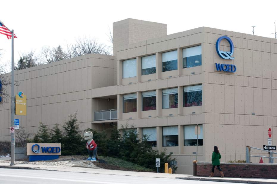 Slide 
													
													6