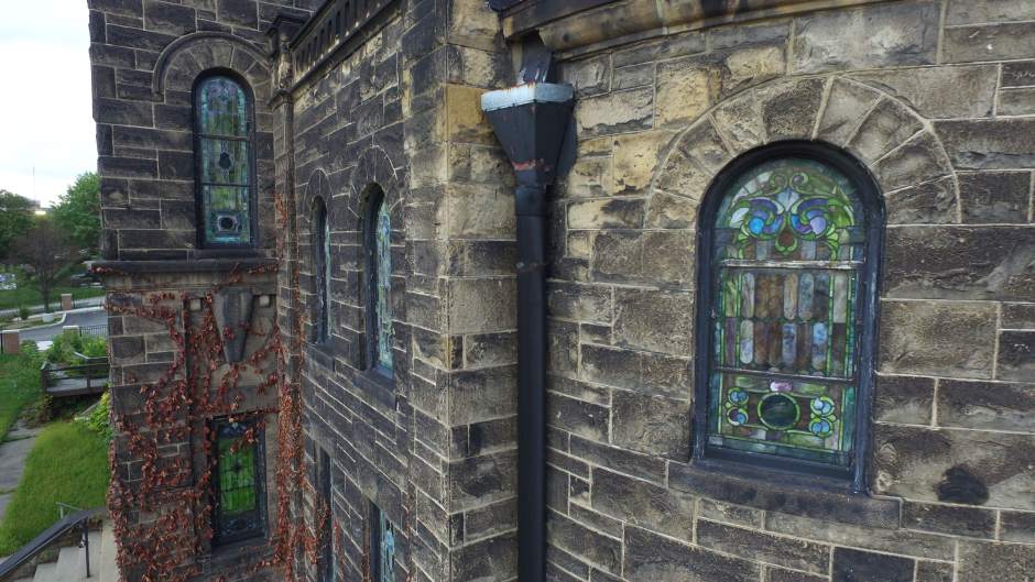 Slide 
													
													3